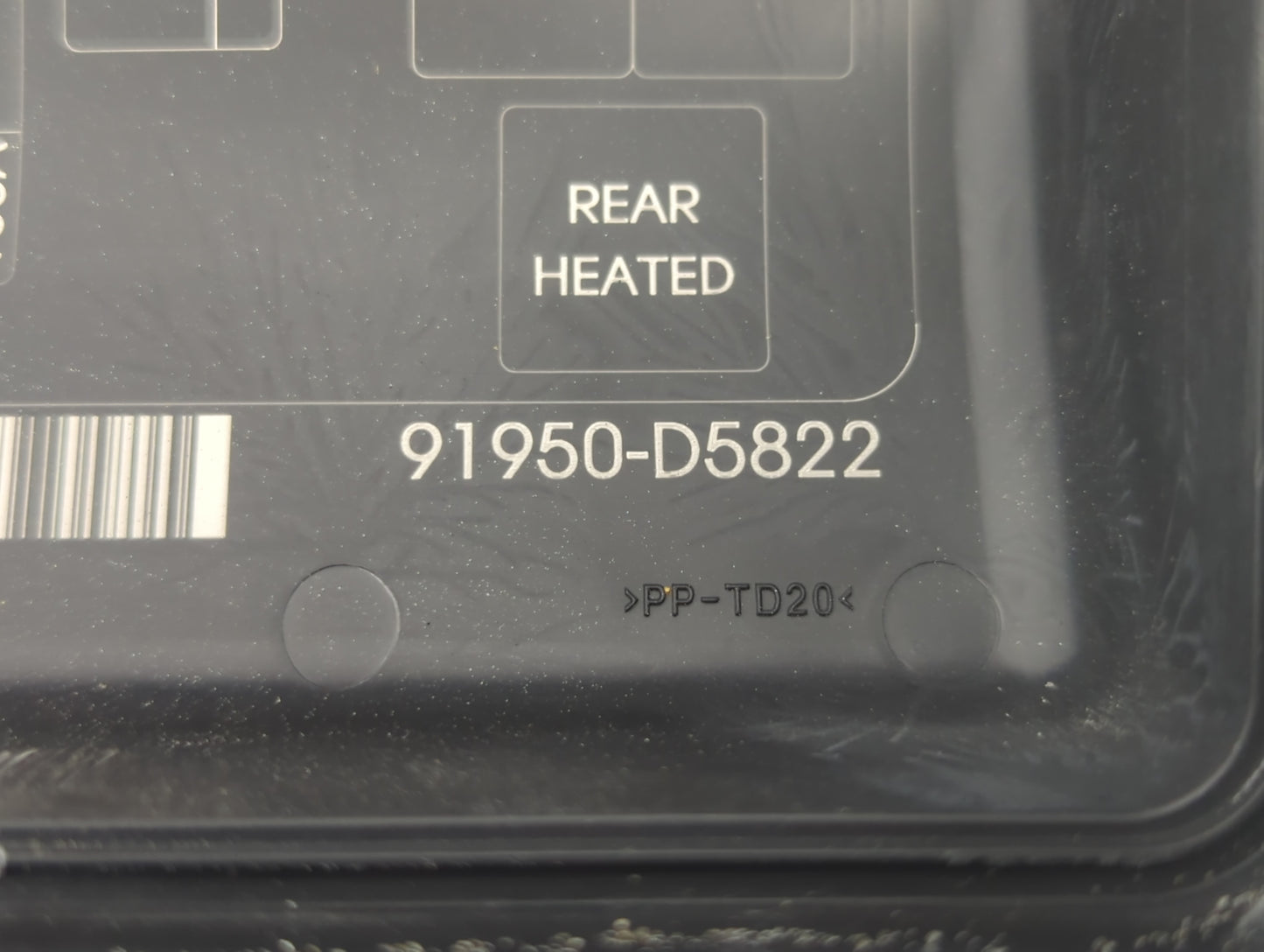 2016-2019 Kia Optima Fusebox Fuse Box Panel Relay Module P/N:91950-D5822 Fits Fits 2016 2017 2018 2019 OEM Used Auto Parts -