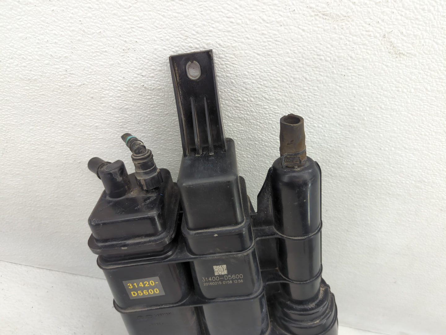 2016 Kia Optima Fuel Vapor Charcoal Canister 641413 - Oemusedautoparts1.com