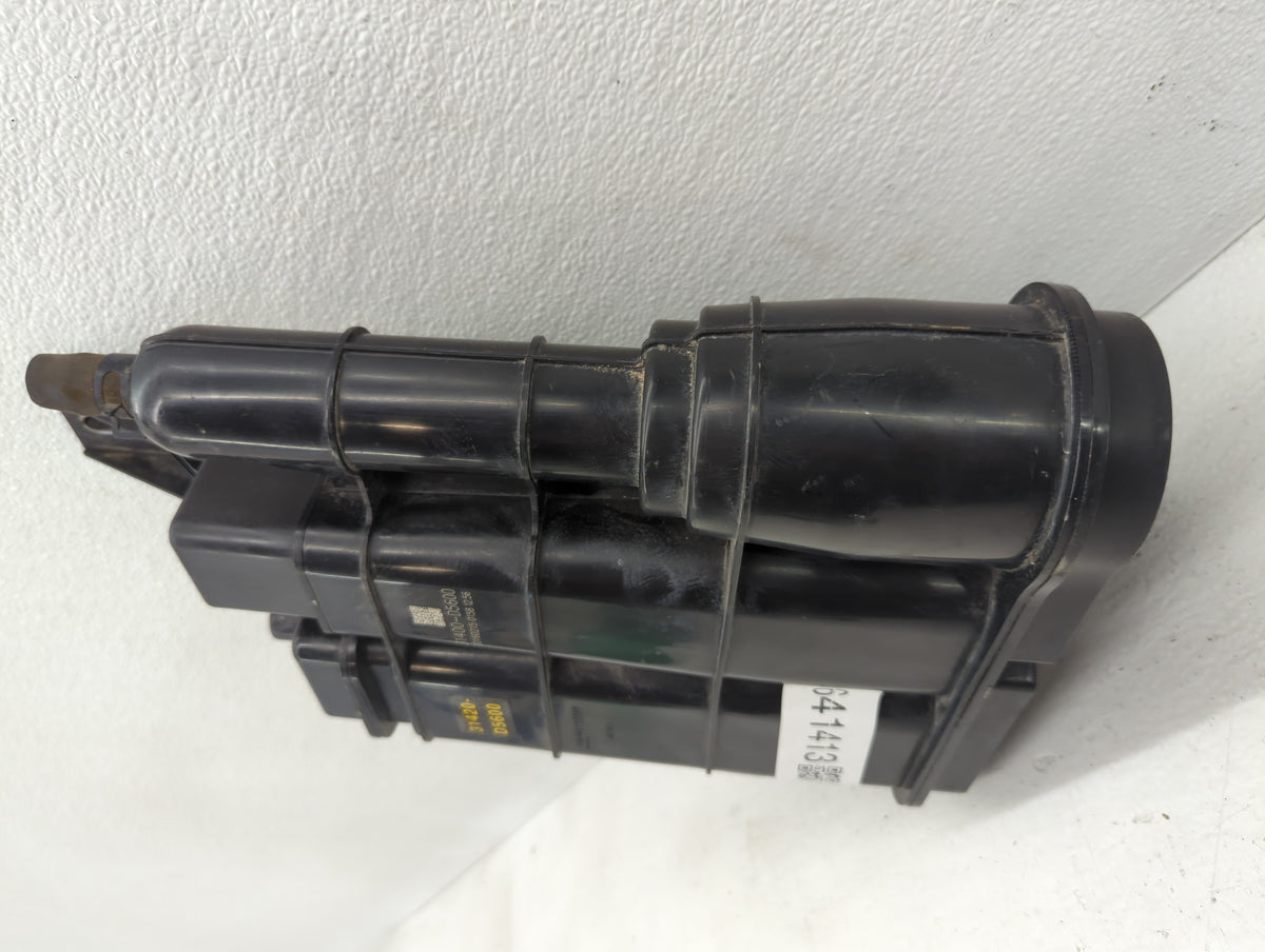 2016 Kia Optima Fuel Vapor Charcoal Canister 641413 - Oemusedautoparts1.com