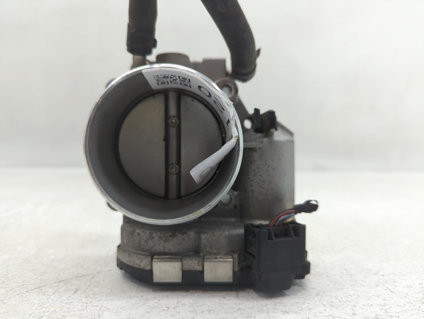 2011-2016 Kia Optima Throttle Body P/N:35100-2G700 Fits Fits 2011 2012 2013 2014 2015 2016 OEM Used Auto Parts - Oemusedauto