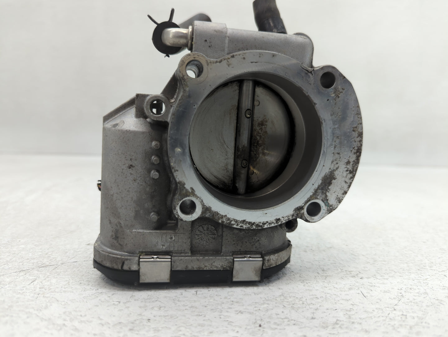 2011-2016 Kia Optima Throttle Body P/N:35100-2G700 Fits Fits 2011 2012 2013 2014 2015 2016 OEM Used Auto Parts - Oemusedauto