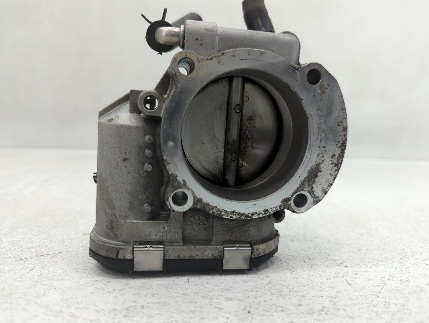 2011-2016 Kia Optima Throttle Body P/N:35100-2G700 Fits Fits 2011 2012 2013 2014 2015 2016 OEM Used Auto Parts - Oemusedauto