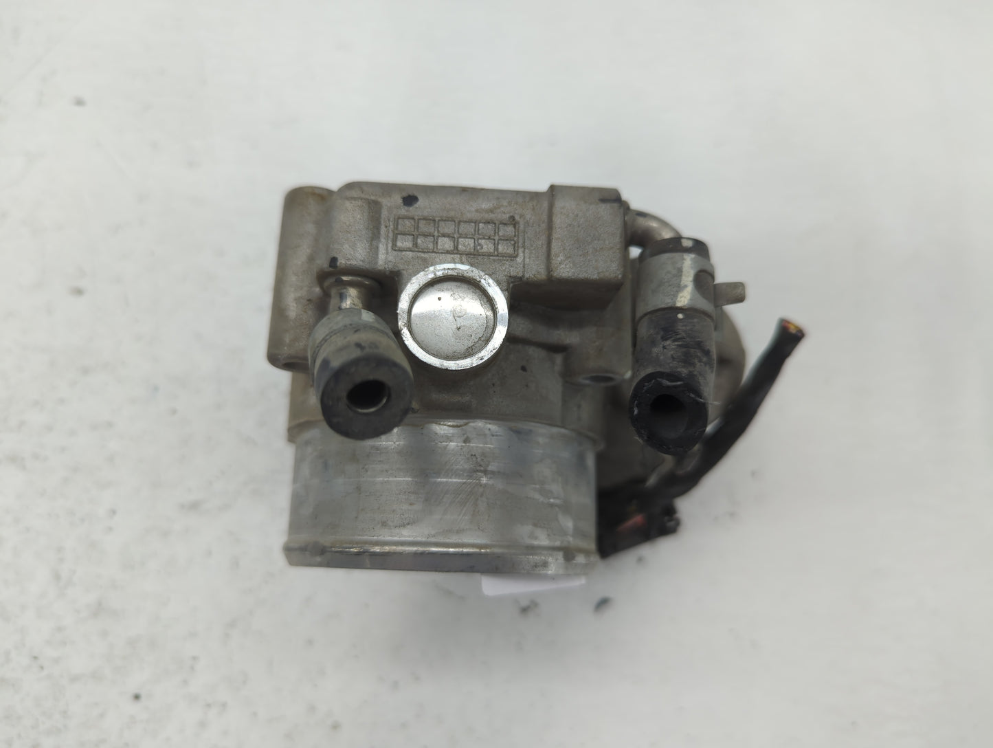 2016-2020 Kia Optima Throttle Body P/N:35100-2G600 0 280 750 618 Fits Fits 2015 2016 2017 2018 2019 2020 2021 OEM Used Auto 