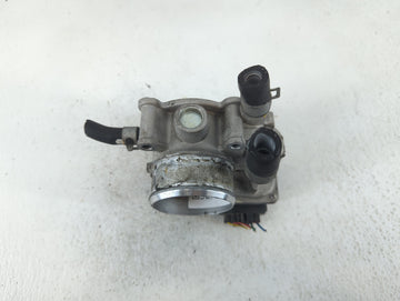 2016-2020 Kia Optima Throttle Body P/N:35100-2B340 Fits Fits 2015 2016 2017 2018 2019 2020 2021 2022 OEM Used Auto Parts