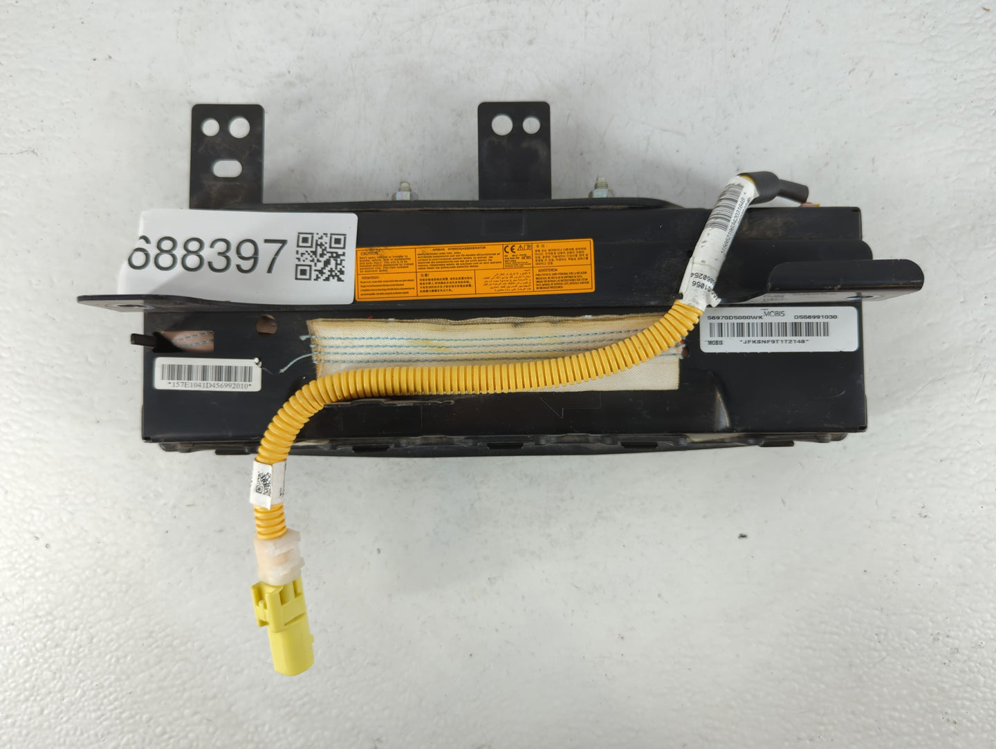 2016-2020 Kia Optima Air Bag Passenger Right Knee OEM P/N:D556991030 Fits Fits 2016 2017 2018 2019 2020 OEM Used Auto Parts 