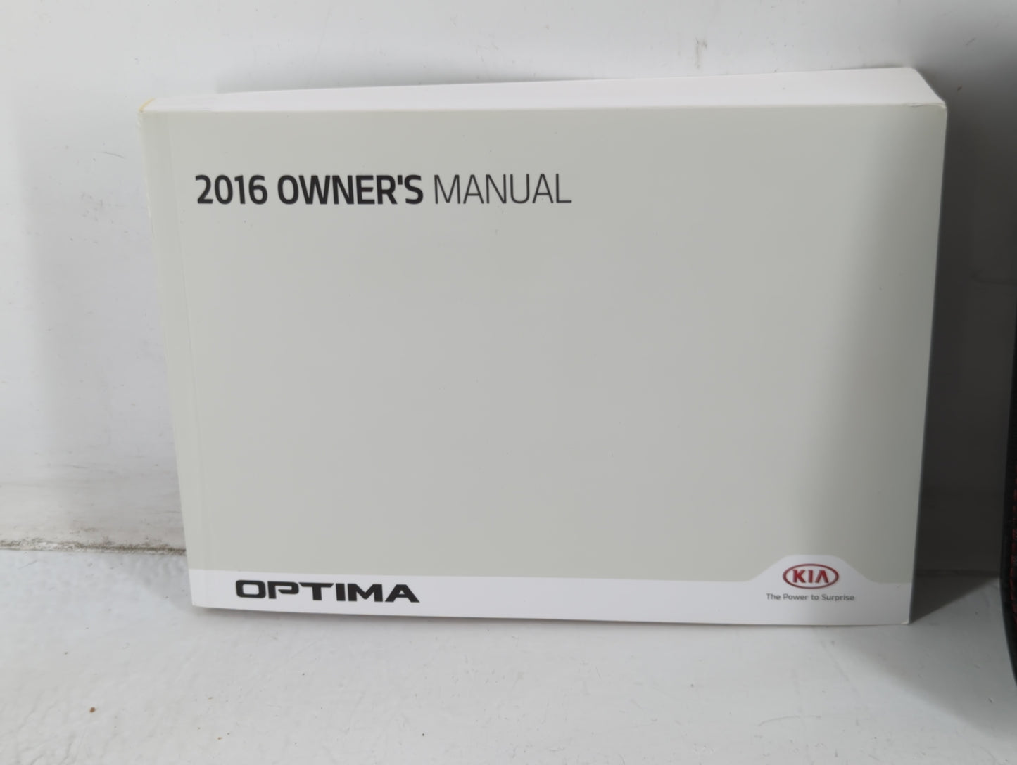 2016 Kia Optima Owners Manual Book Guide P/N:GD4O-EU62B OEM Used Auto Parts - Oemusedautoparts1.com