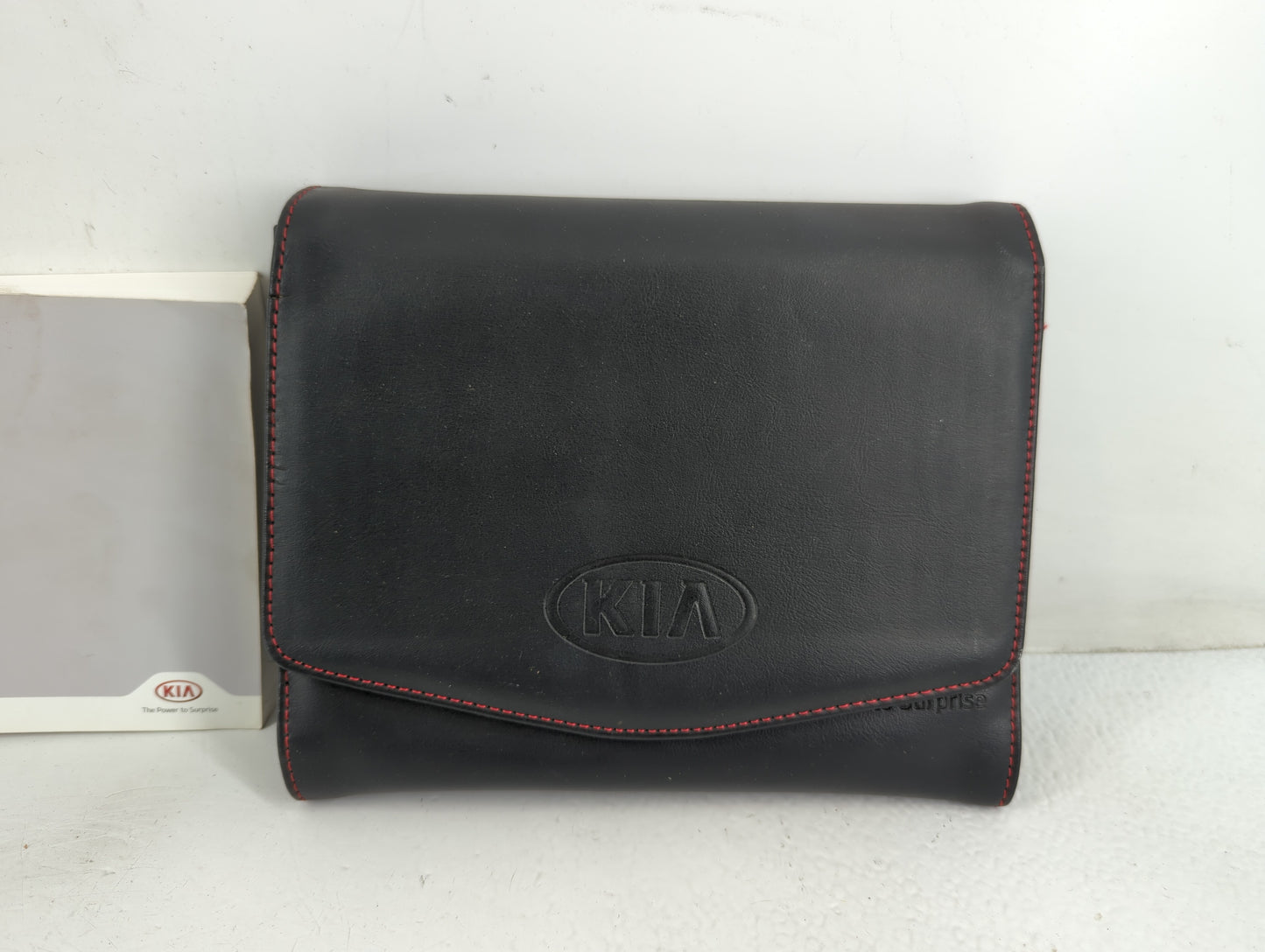2016 Kia Optima Owners Manual Book Guide P/N:GDG5-EU62C OEM Used Auto Parts - Oemusedautoparts1.com