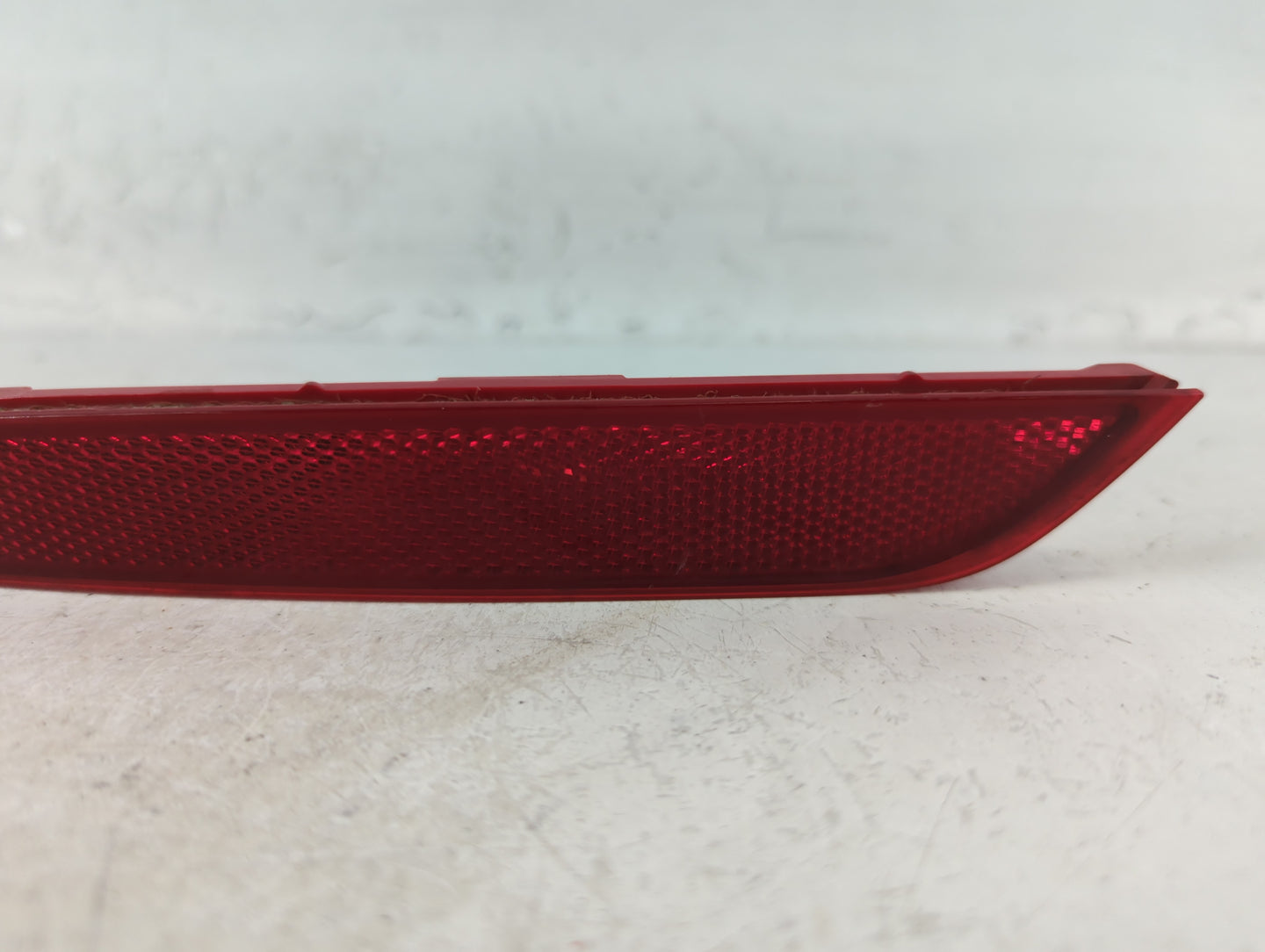 2016 Kia Optima Driver Side Left Reflector - Oemusedautoparts1.com