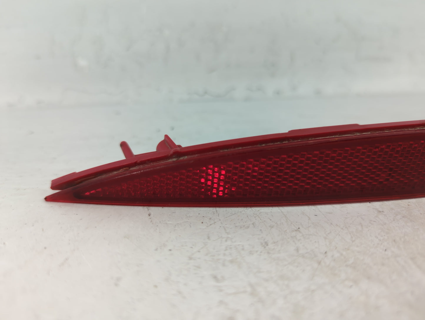 2016 Kia Optima Driver Side Left Reflector - Oemusedautoparts1.com
