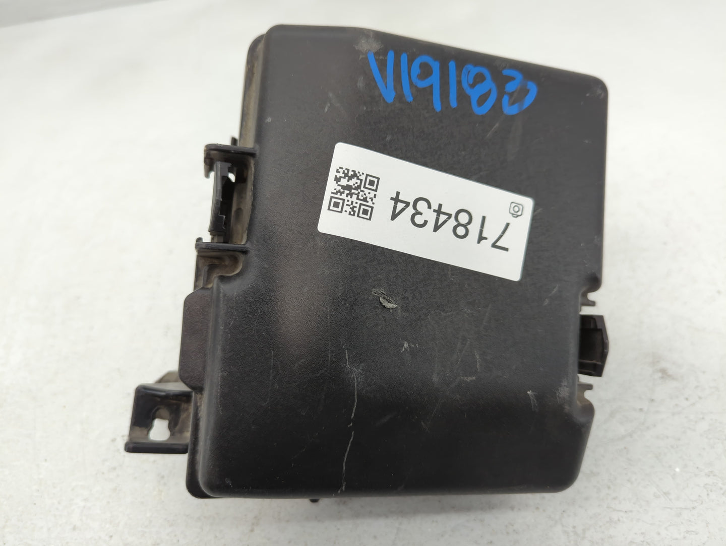 2016-2019 Kia Optima Fusebox Fuse Box Panel Relay Module P/N:91294 D4013 Fits Fits 2016 2017 2018 2019 OEM Used Auto Parts -