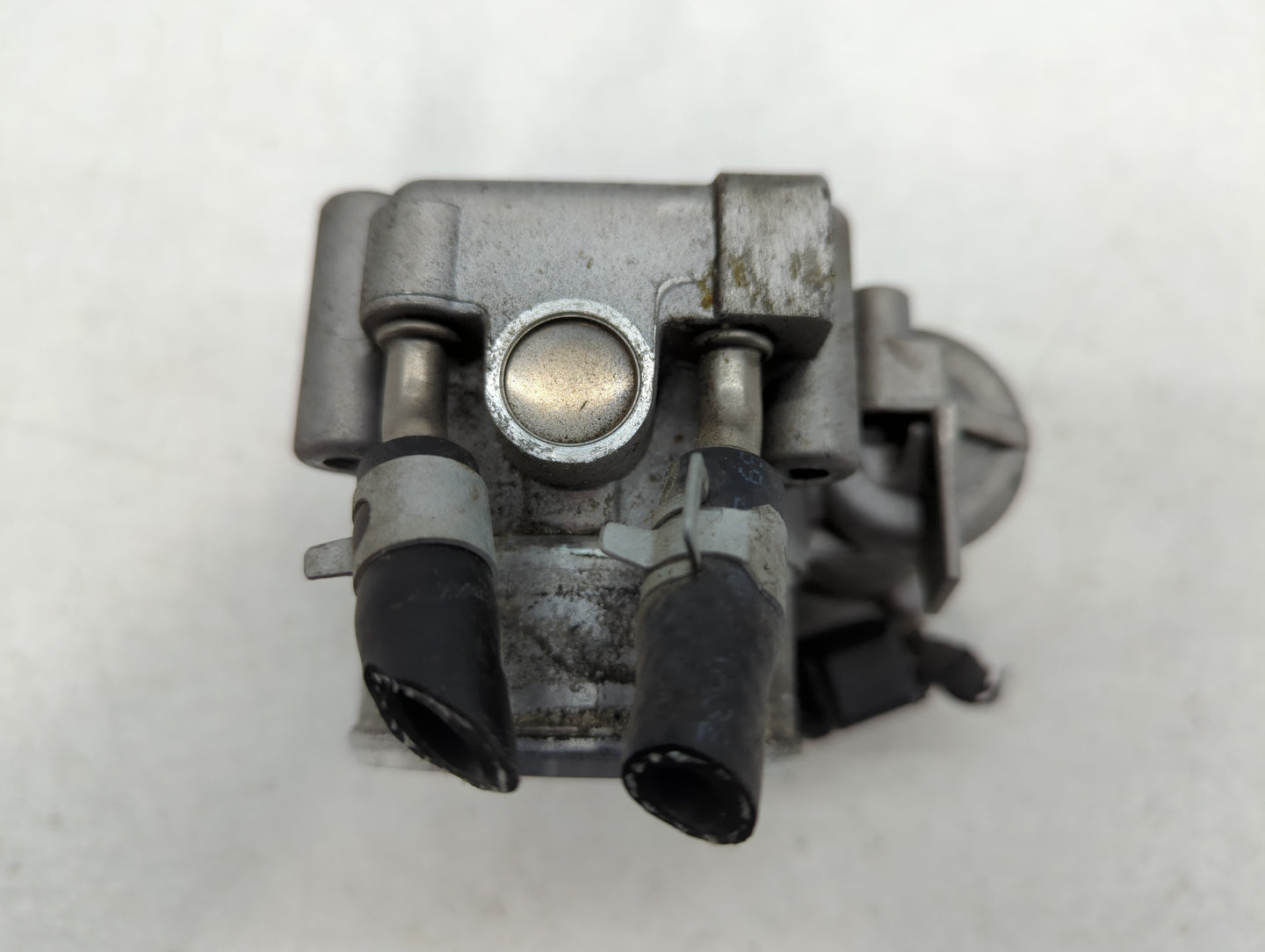 2016-2020 Kia Optima Throttle Body P/N:35100-2G600 Fits Fits 2015 2016 2017 2018 2019 2020 2021 OEM Used Auto Parts - Oemuse