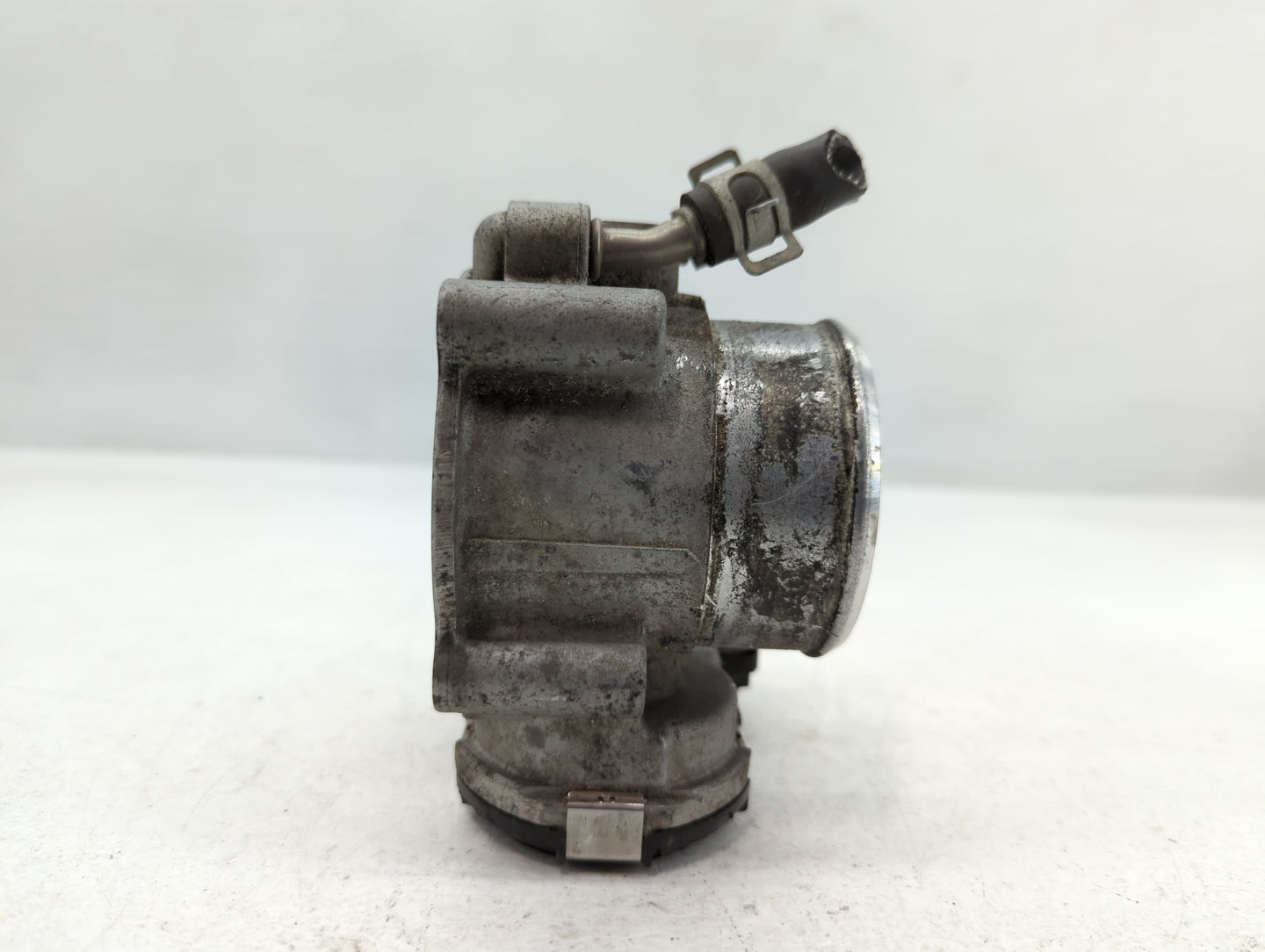 2016-2020 Kia Optima Throttle Body P/N:35100-2G600 Fits Fits 2015 2016 2017 2018 2019 2020 2021 OEM Used Auto Parts - Oemuse