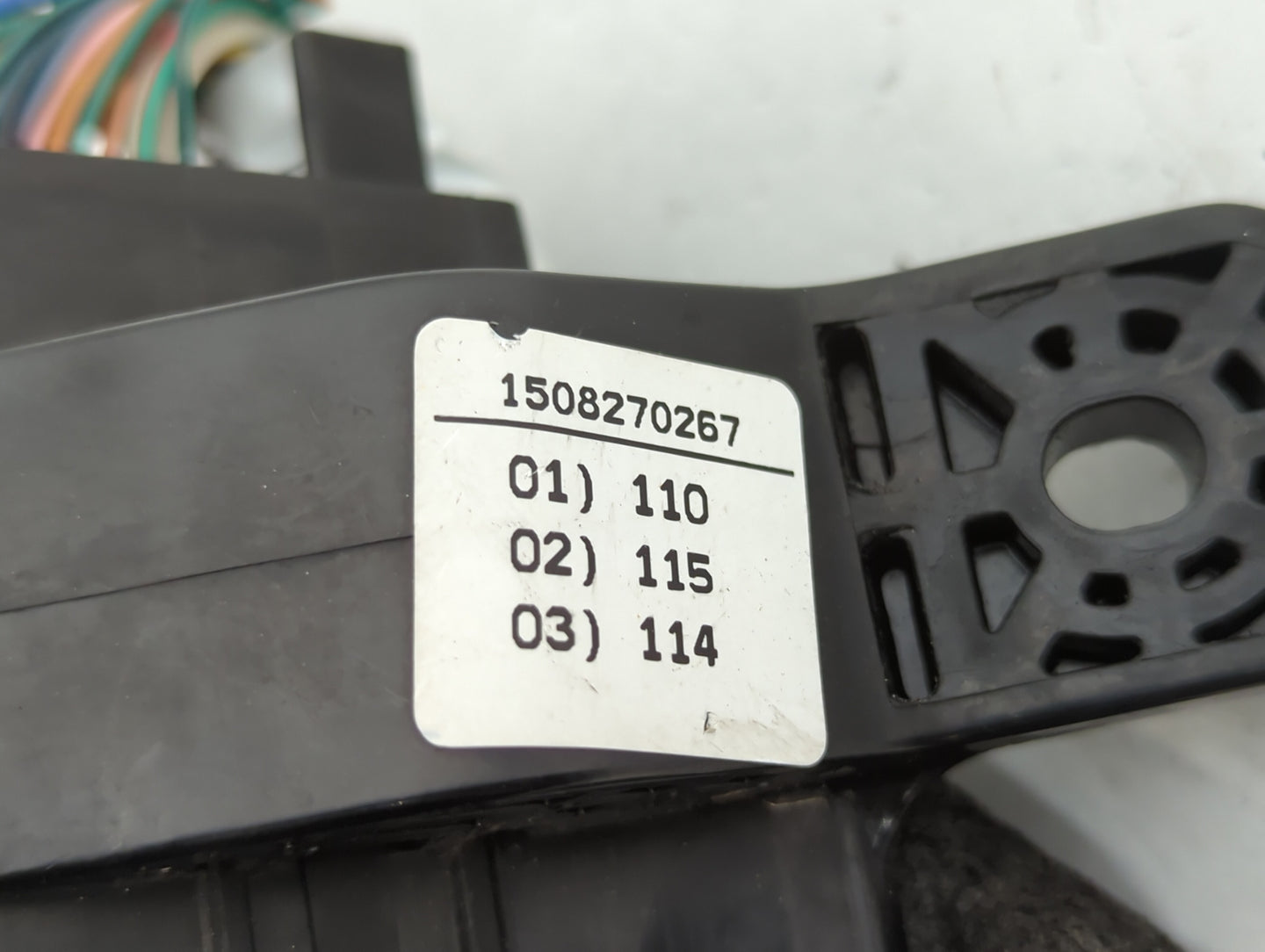 2016-2019 Kia Optima Fusebox Fuse Box Panel Relay Module P/N:91950-D5822 Fits Fits 2016 2017 2018 2019 OEM Used Auto Parts -
