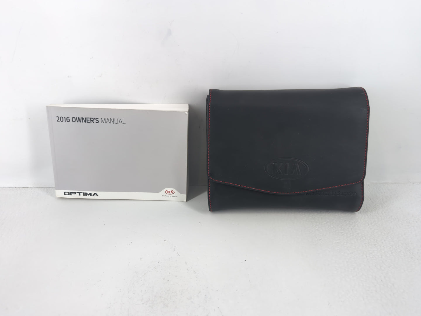 2016 Kia Optima Owners Manual Book Guide P/N:GDG5-EU62C OEM Used Auto Parts - Oemusedautoparts1.com