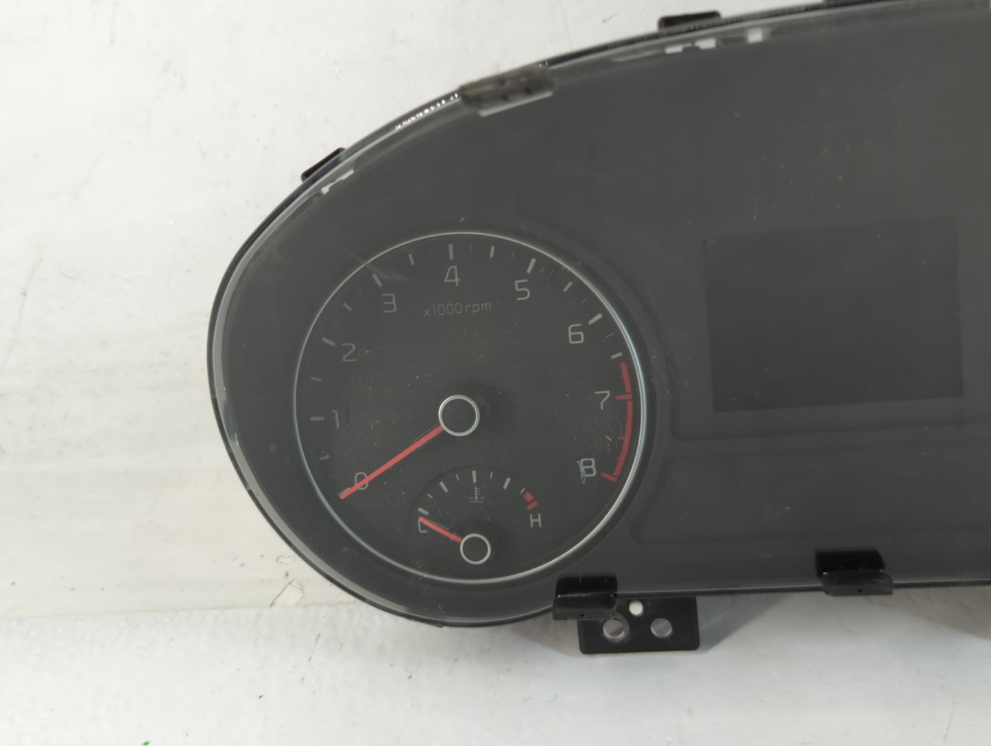 2016-2018 Kia Optima Instrument Cluster Speedometer Gauges P/N:94001-D55000 Fits Fits 2016 2017 2018 OEM Used Auto Parts - O