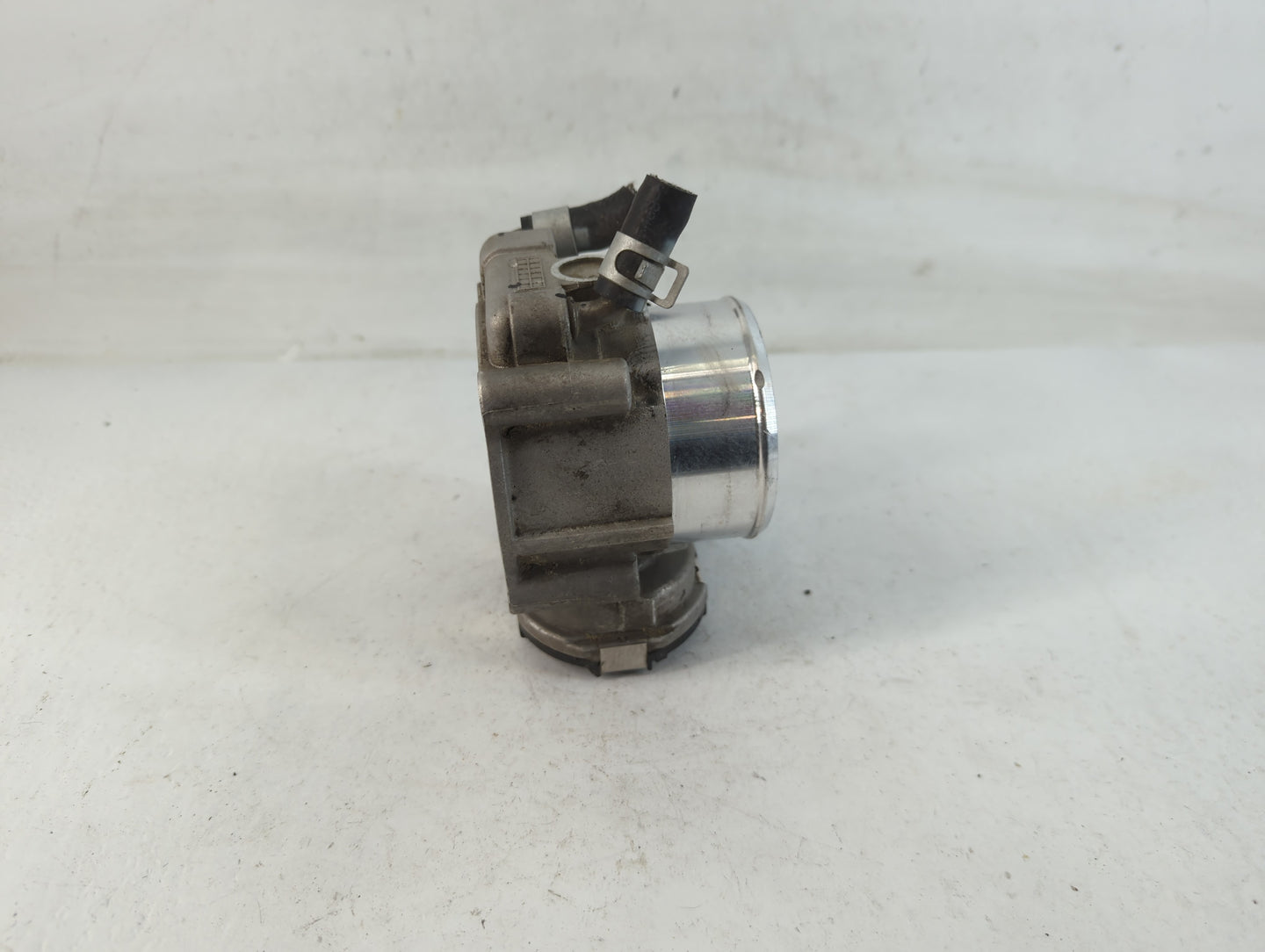 2016-2020 Kia Optima Throttle Body P/N:35100-2G600 Fits Fits 2015 2016 2017 2018 2019 2020 2021 OEM Used Auto Parts - Oemuse