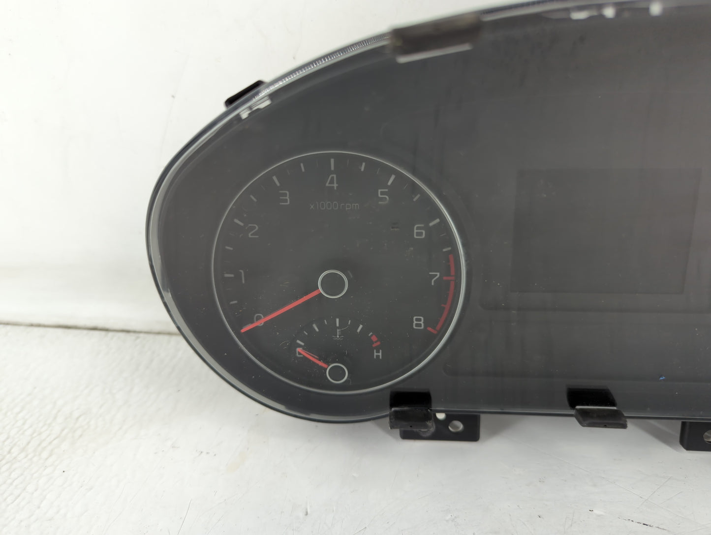 2016-2018 Kia Optima Instrument Cluster Speedometer Gauges P/N:94001-D55000 Fits Fits 2016 2017 2018 OEM Used Auto Parts - O