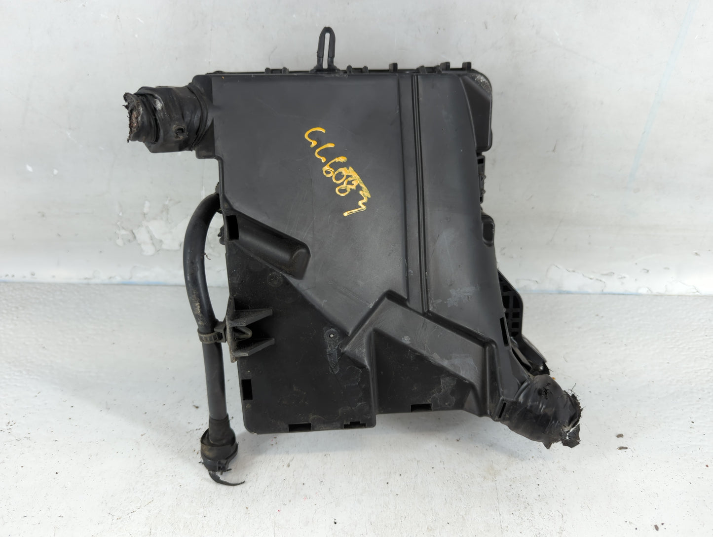 2016-2019 Kia Optima Fusebox Fuse Box Panel Relay Module P/N:91950-D5822 Fits Fits 2016 2017 2018 2019 OEM Used Auto Parts -