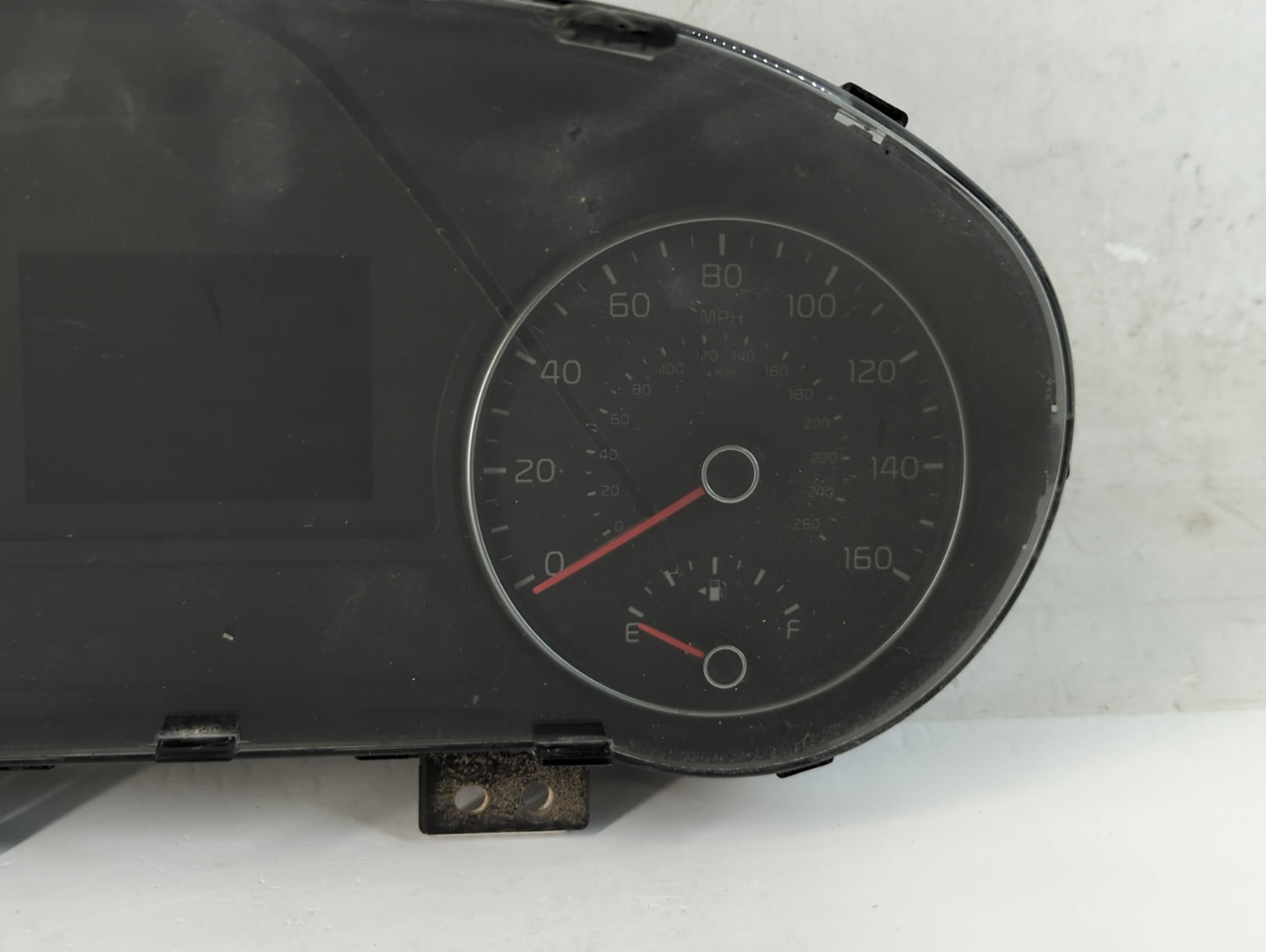 2016-2018 Kia Optima Instrument Cluster Speedometer Gauges P/N:94001-D5000 Fits Fits 2016 2017 2018 OEM Used Auto Parts - Oe