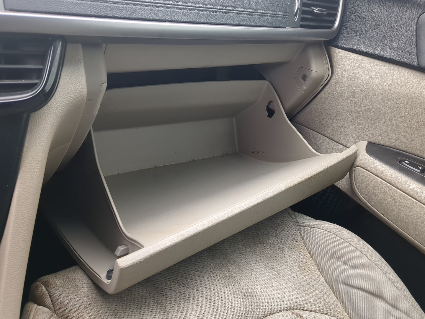 2016 Kia Optima Passenger Glove Box Door Storage Compartment - Oemusedautoparts1.com