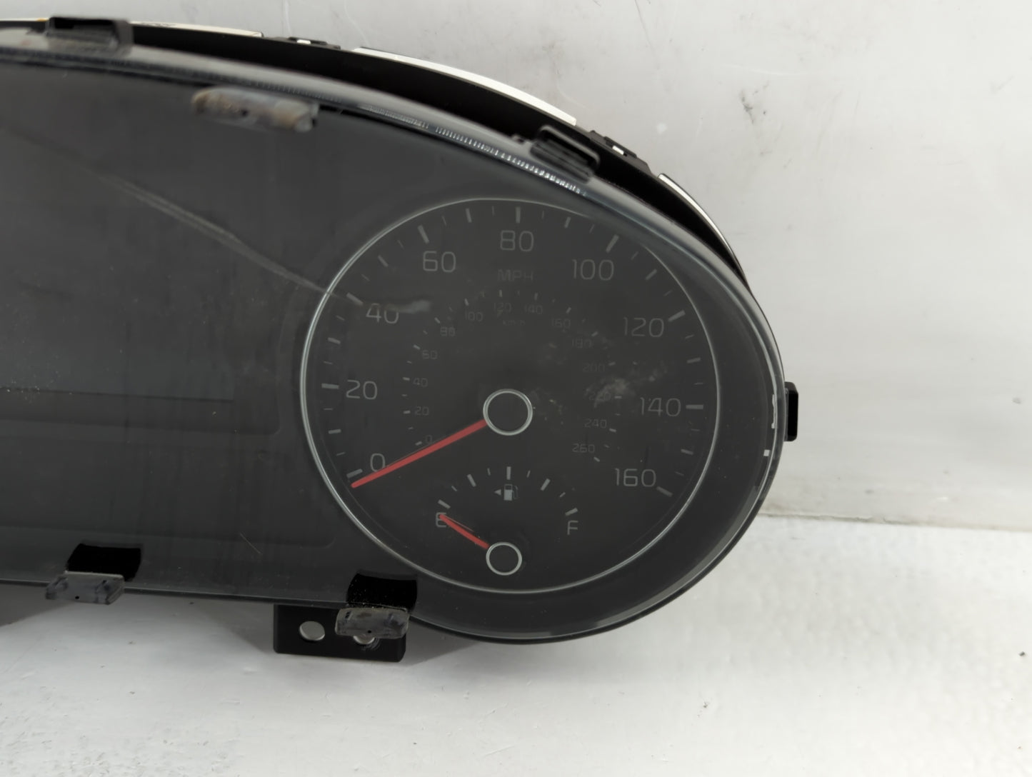 2016-2018 Kia Optima Instrument Cluster Speedometer Gauges P/N:94001-D5000 Fits Fits 2016 2017 2018 OEM Used Auto Parts - Oe