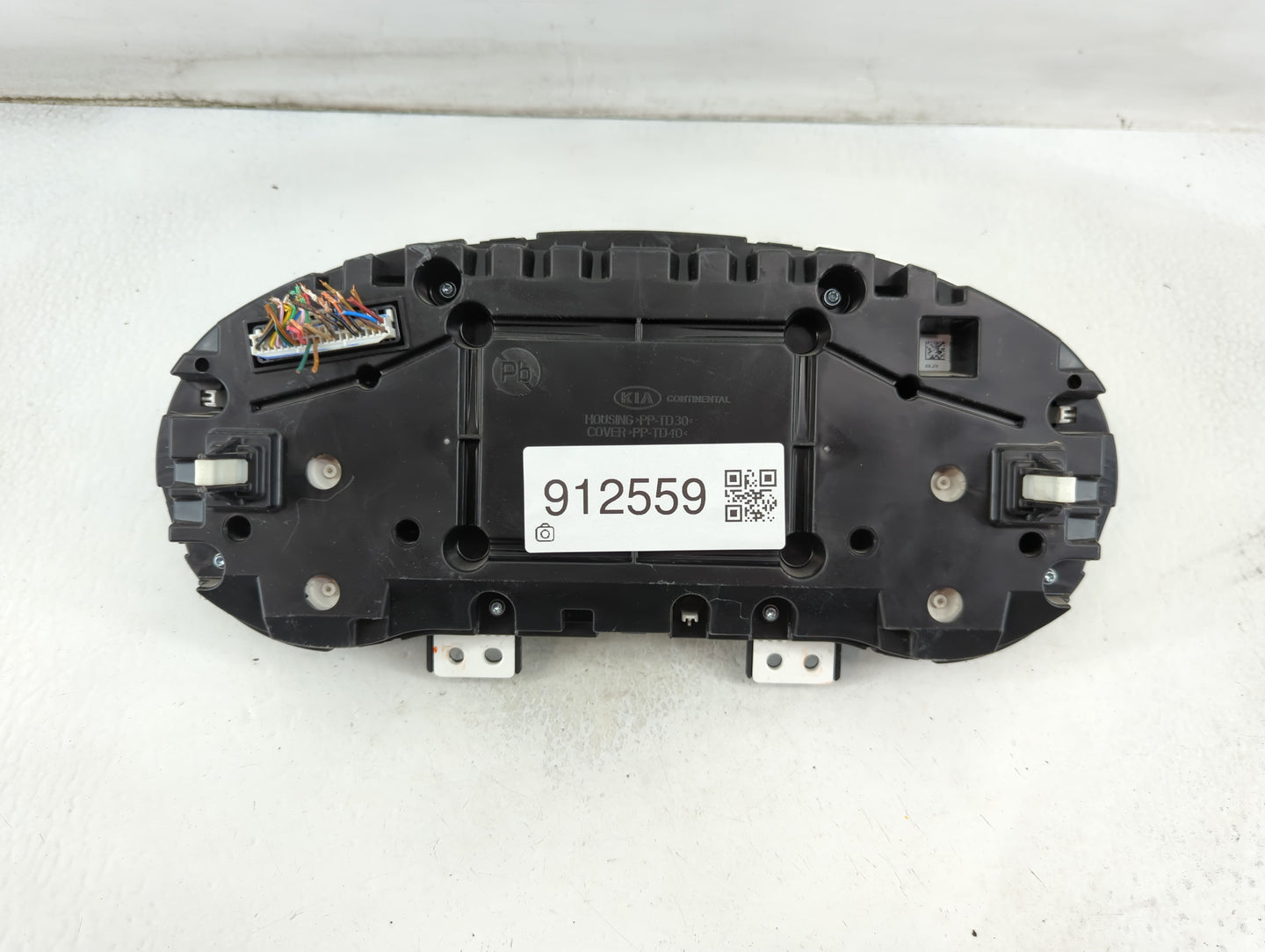 2016-2018 Kia Optima Instrument Cluster Speedometer Gauges P/N:94001-D5000 Fits Fits 2016 2017 2018 OEM Used Auto Parts - Oe