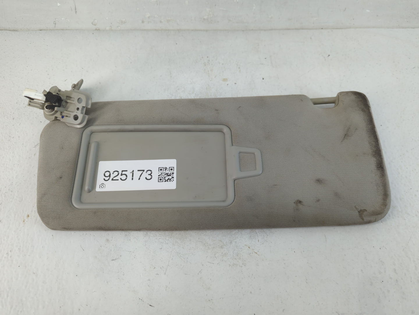 2016-2020 Kia Optima Sun Visor Shade Replacement Passenger Right Mirror Fits Fits 2016 2017 2018 2019 2020 OEM Used Auto Par
