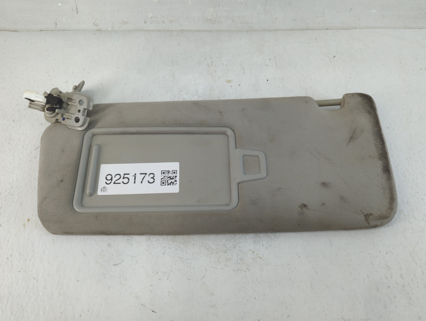 2016-2020 Kia Optima Sun Visor Shade Replacement Passenger Right Mirror Fits Fits 2016 2017 2018 2019 2020 OEM Used Auto Par