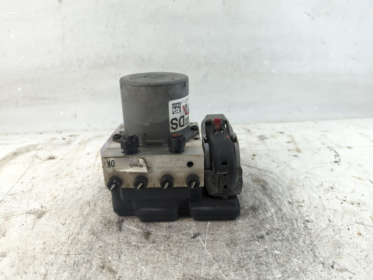 2016-2018 Kia Optima ABS Pump Control Module Replacement P/N:58900-D5010 Fits Fits 2016 2017 2018 OEM Used Auto Parts - Oemu