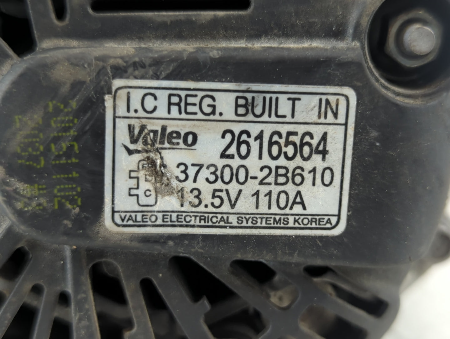 2012-2016 Kia Rio Alternator Replacement Generator Charging Assembly Engine OEM P/N:2616564 37300-2B610 Fits OEM Used Auto P