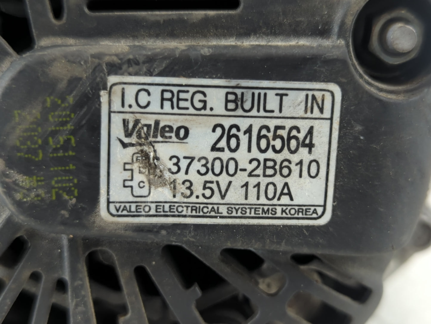 2012-2016 Kia Rio Alternator Replacement Generator Charging Assembly Engine OEM P/N:2616564 37300-2B610 Fits OEM Used Auto P