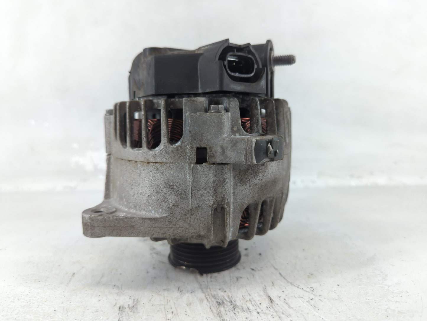 2012-2016 Kia Rio Alternator Replacement Generator Charging Assembly Engine OEM P/N:2616564 37300-2B610 Fits OEM Used Auto P