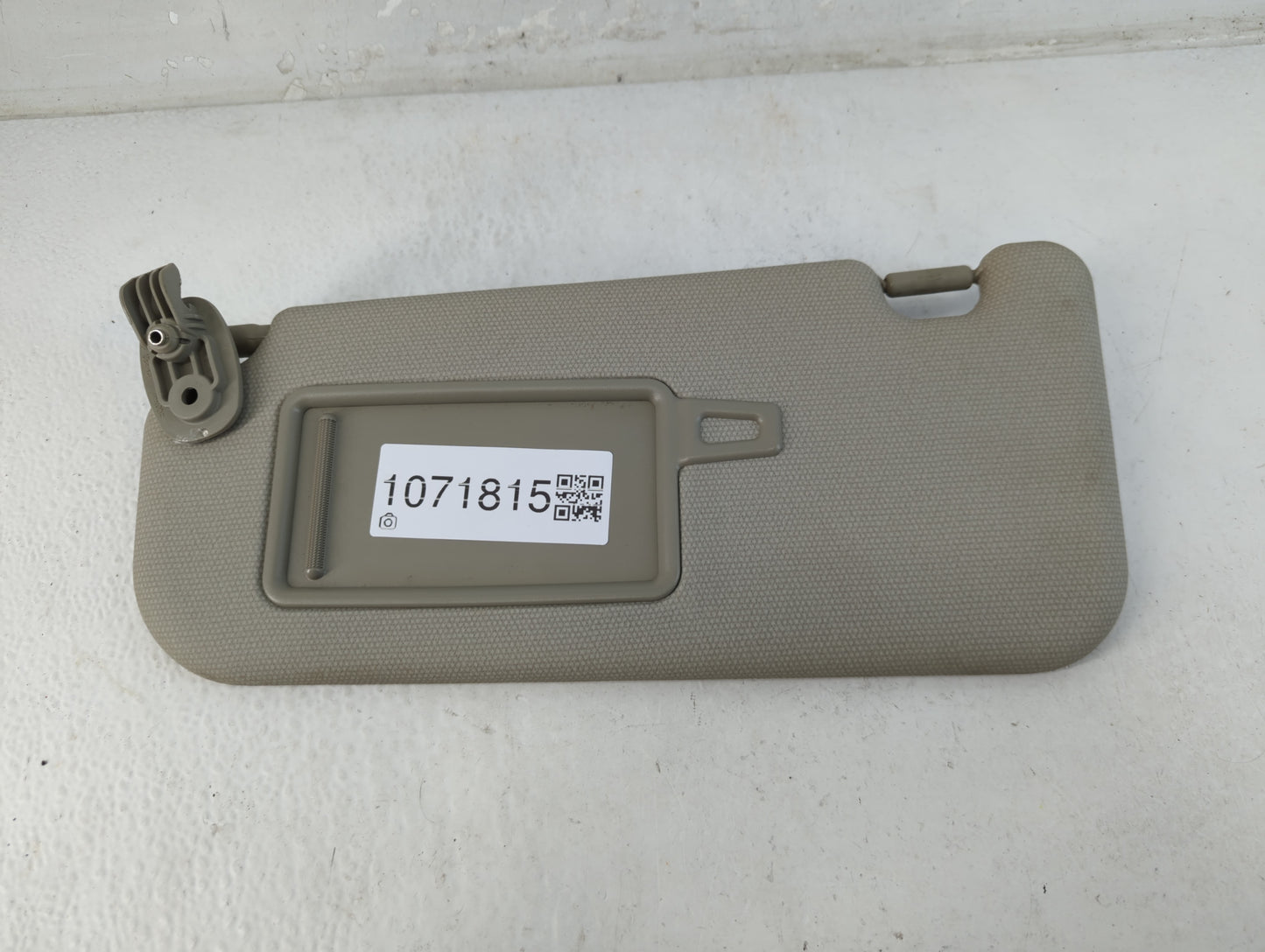 2012-2017 Kia Rio Sun Visor Shade Replacement Driver Left Mirror Fits Fits 2012 2013 2014 2015 2016 2017 OEM Used Auto Parts