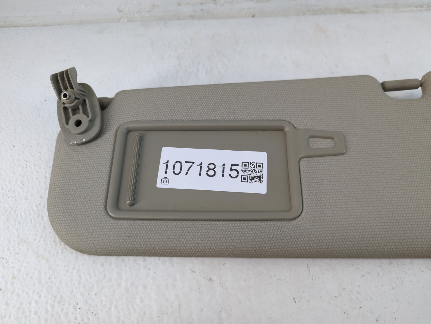 2012-2017 Kia Rio Sun Visor Shade Replacement Driver Left Mirror Fits Fits 2012 2013 2014 2015 2016 2017 OEM Used Auto Parts