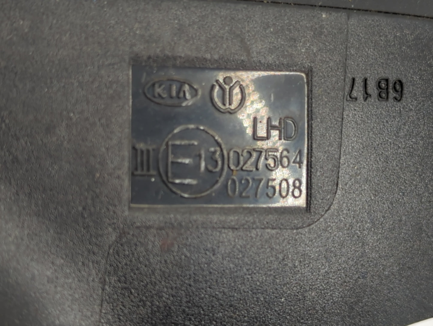 2014-2017 Kia Rio Passenger Side View Mirror - Right Door Mirror OEM Used - Oemusedautoparts1.com