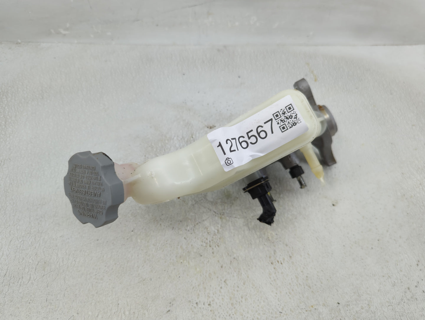 2016-2017 Kia Rio Brake Master Cylinder 1276567 - Oemusedautoparts1.com
