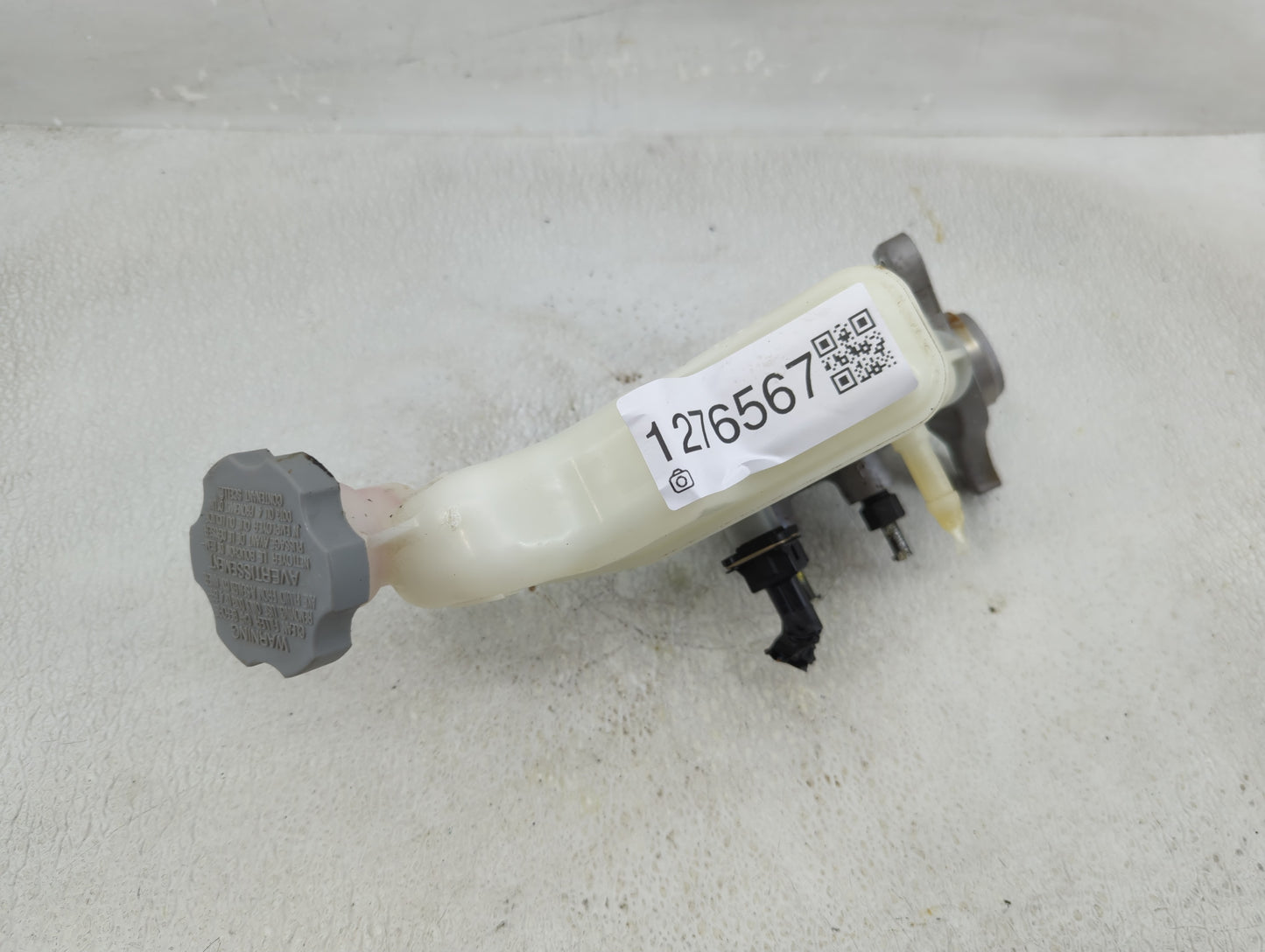 2016-2017 Kia Rio Brake Master Cylinder 1276567 - Oemusedautoparts1.com