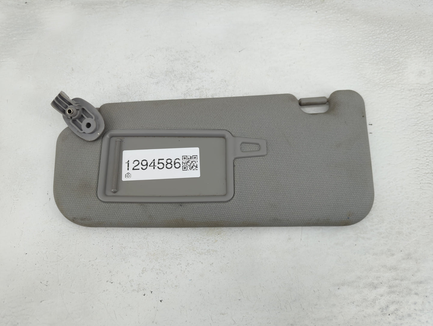 2012-2017 Kia Rio Sun Visor Shade Replacement Driver Left Mirror Fits Fits 2012 2013 2014 2015 2016 2017 OEM Used Auto Parts