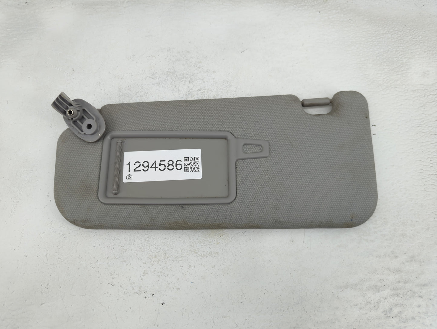 2012-2017 Kia Rio Sun Visor Shade Replacement Driver Left Mirror Fits Fits 2012 2013 2014 2015 2016 2017 OEM Used Auto Parts