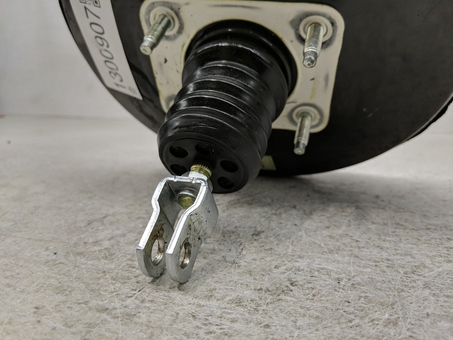 2012-2017 Kia Rio Power Brake Booster Oem - Oemusedautoparts1.com