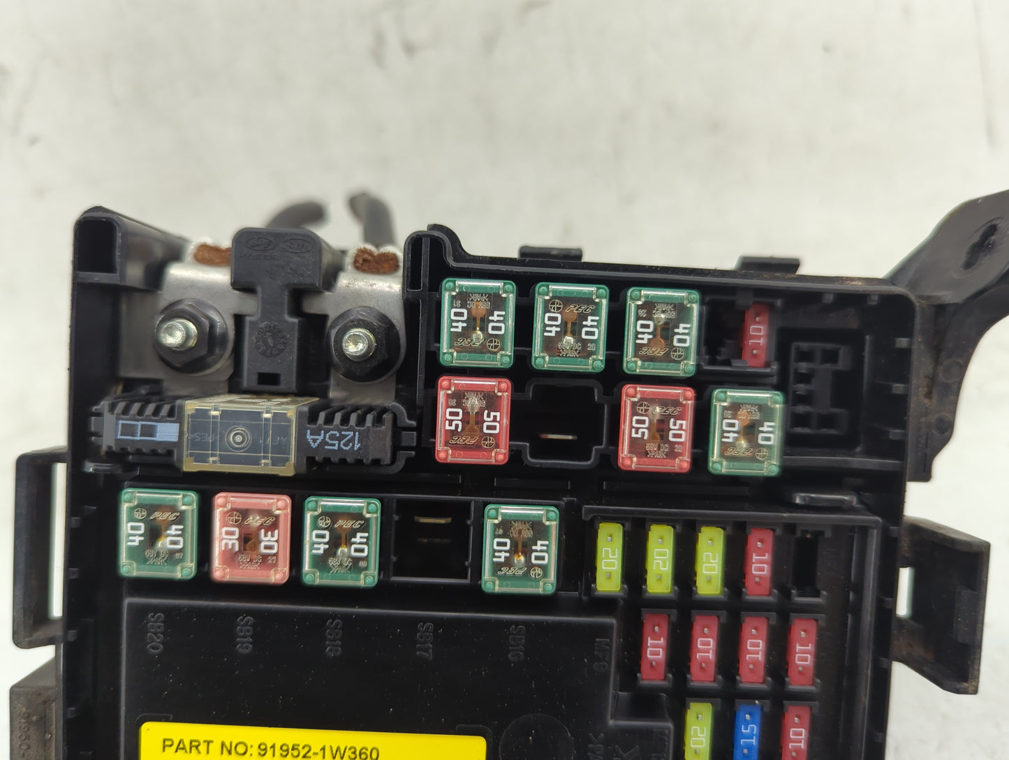 2016-2017 Kia Rio Fusebox Fuse Box Panel Relay Module P/N:912781W050 Fits Fits 2016 2017 OEM Used Auto Parts - Oemusedautopa