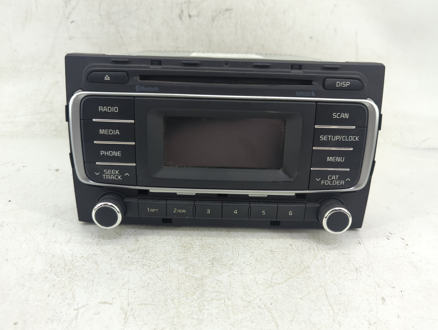 2016-2017 Kia Rio Radio AM FM Cd Player Receiver Replacement P/N:61014035 96170-1W950CA Fits Fits 2016 2017 OEM Used Auto Pa