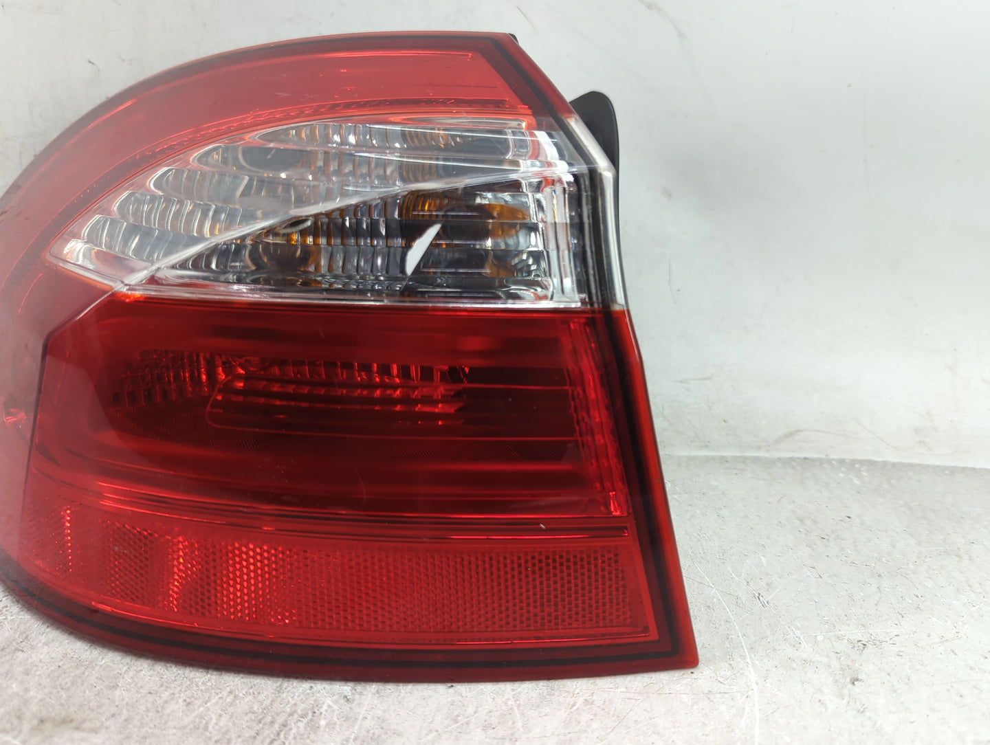 2012-2017 Kia Rio Tail Light Assembly Driver Left OEM Fits Fits 2012 2013 2014 2015 2016 2017 OEM Used Auto Parts - Oemuseda