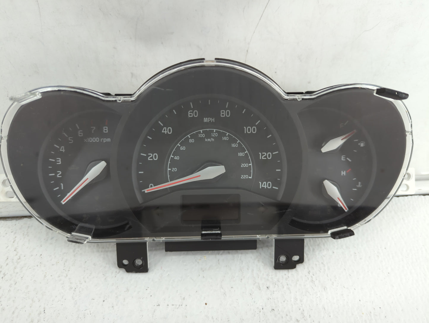 2016-2017 Kia Rio Instrument Cluster Speedometer Gauges P/N:94024-1W770 Fits Fits 2016 2017 OEM Used Auto Parts - Oemusedaut