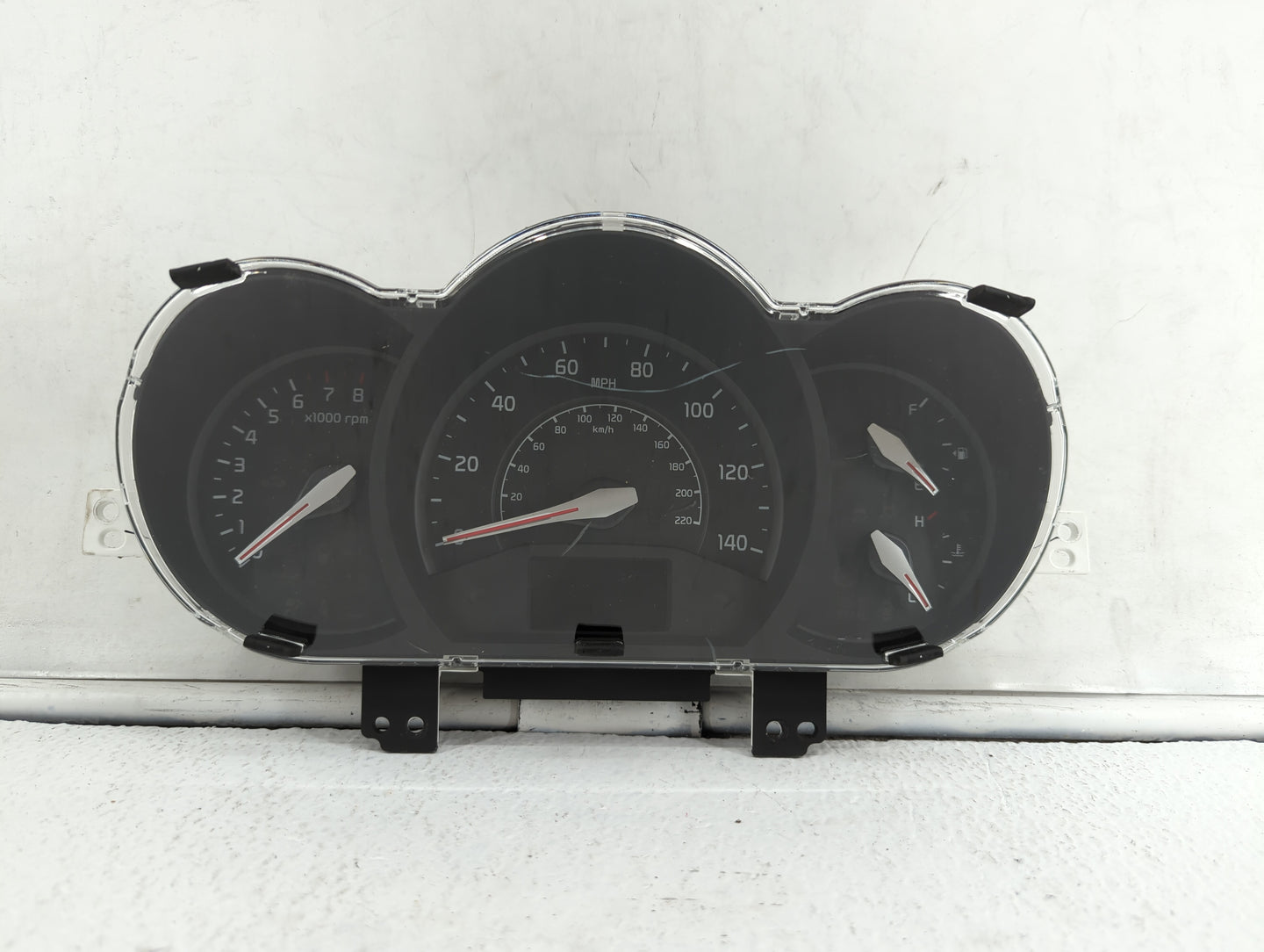2016-2017 Kia Rio Instrument Cluster Speedometer Gauges P/N:94024-1W770 Fits Fits 2016 2017 OEM Used Auto Parts - Oemusedaut