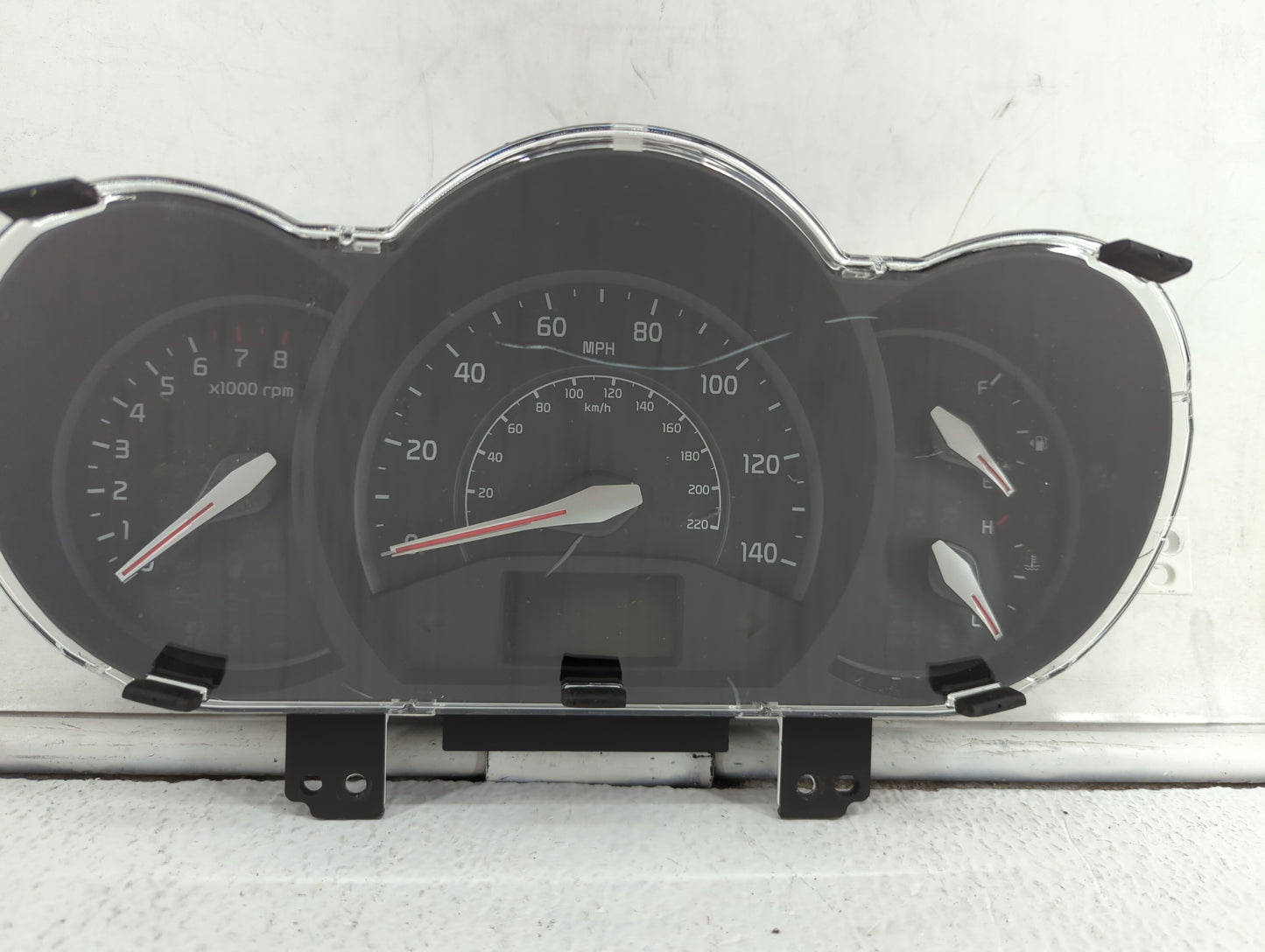 2016-2017 Kia Rio Instrument Cluster Speedometer Gauges P/N:94024-1W770 Fits Fits 2016 2017 OEM Used Auto Parts - Oemusedaut