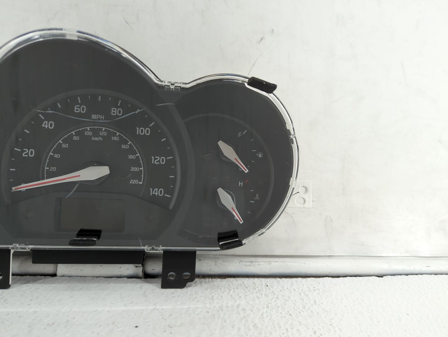 2016-2017 Kia Rio Instrument Cluster Speedometer Gauges P/N:94024-1W770 Fits Fits 2016 2017 OEM Used Auto Parts - Oemusedaut