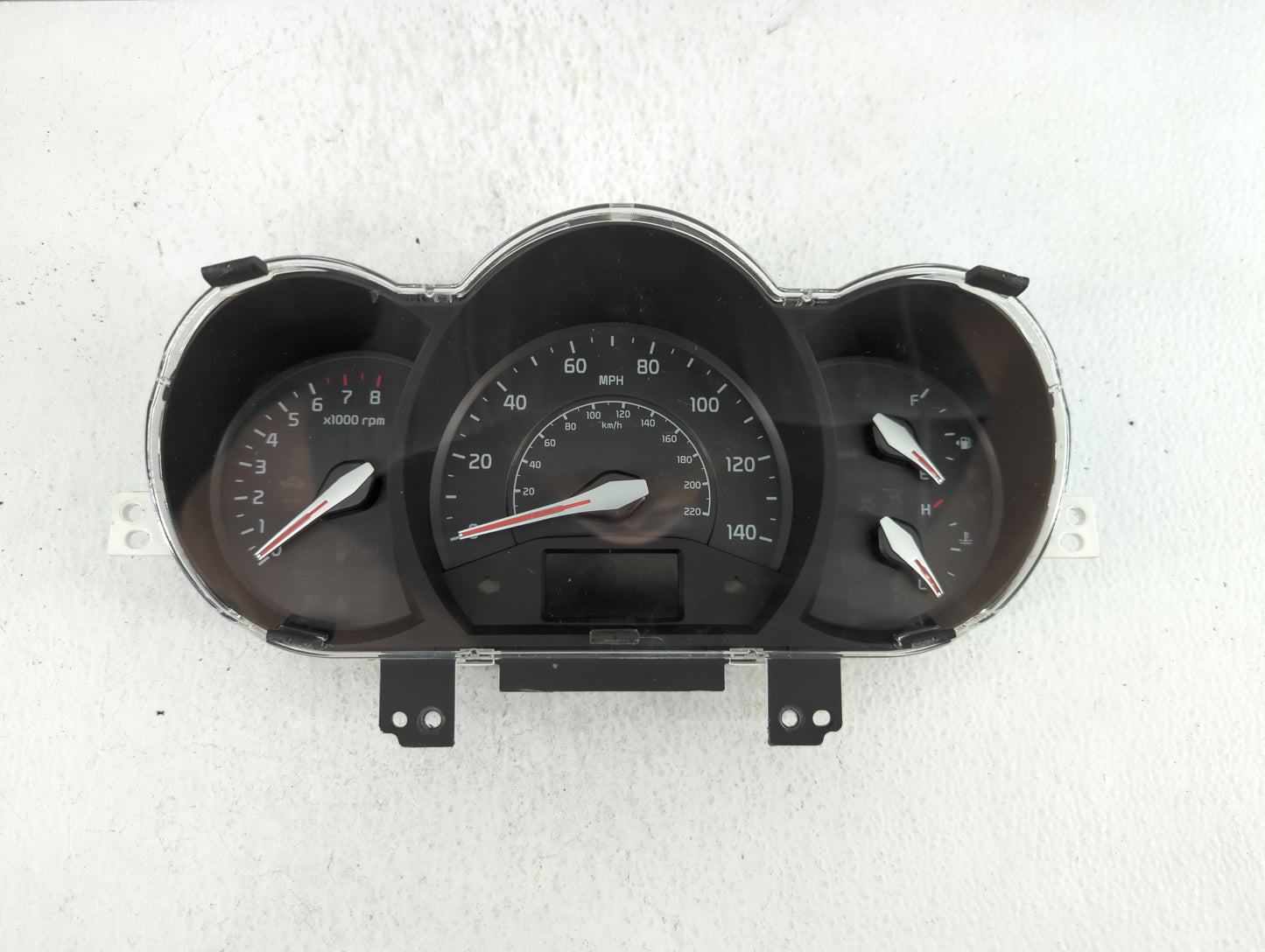 2016-2017 Kia Rio Instrument Cluster Speedometer Gauges P/N:94024-1W770 15005-122 Fits Fits 2016 2017 OEM Used Auto Parts - 