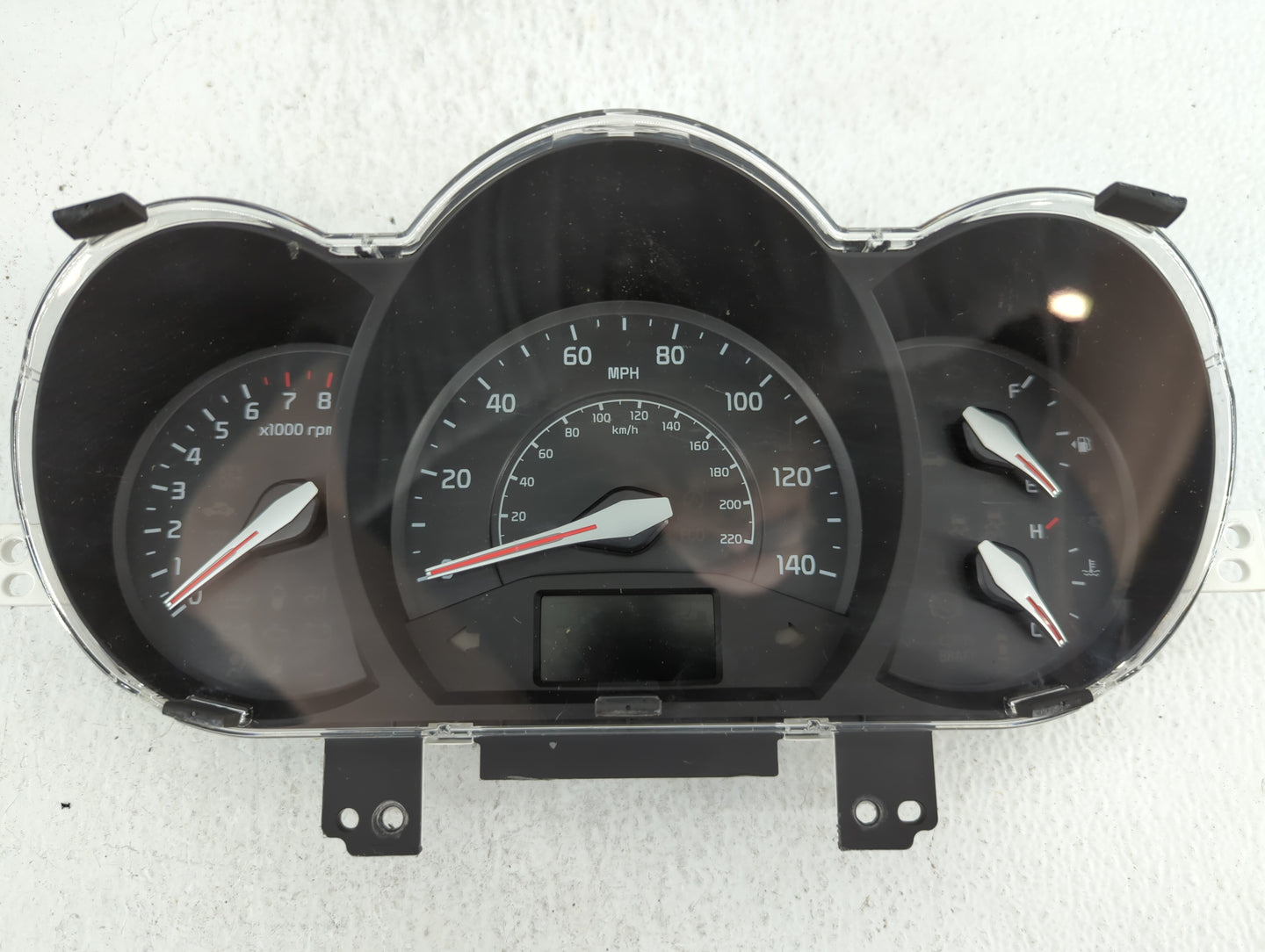 2016-2017 Kia Rio Instrument Cluster Speedometer Gauges P/N:94024-1W770 15005-122 Fits Fits 2016 2017 OEM Used Auto Parts - 
