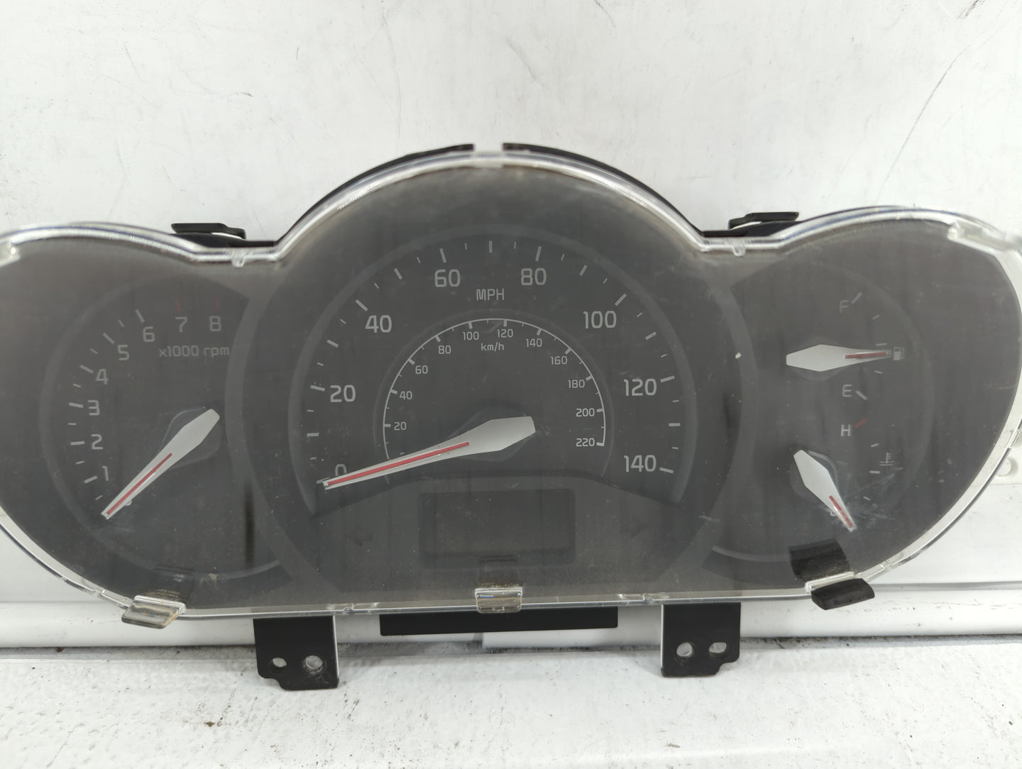 2016-2017 Kia Rio Instrument Cluster Speedometer Gauges P/N:94024-1W770 15005-122 Fits Fits 2016 2017 OEM Used Auto Parts - 